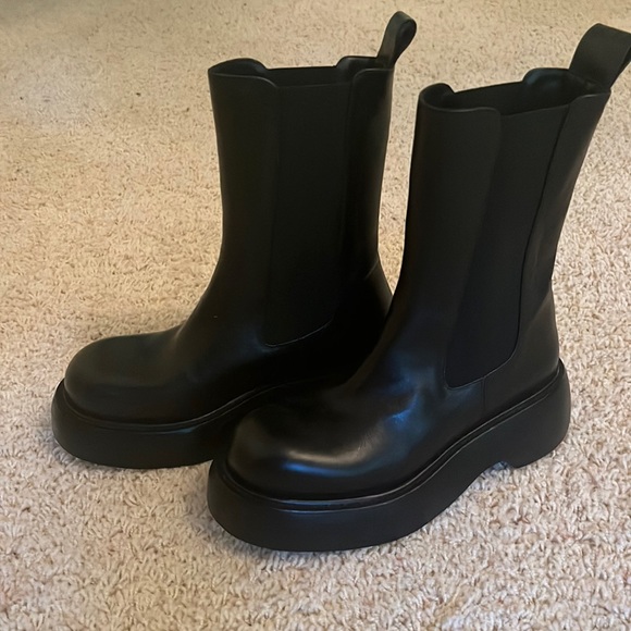 Paloma Barcelo Black Boots - Picture 1 of 4